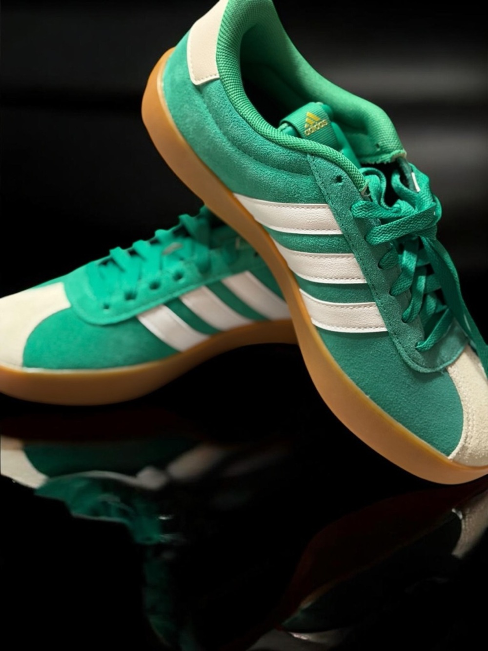NWT Adidas VL Court 3.0 Green White Gum Suede Retro Terrace Sneakers - Picture 5 of 7